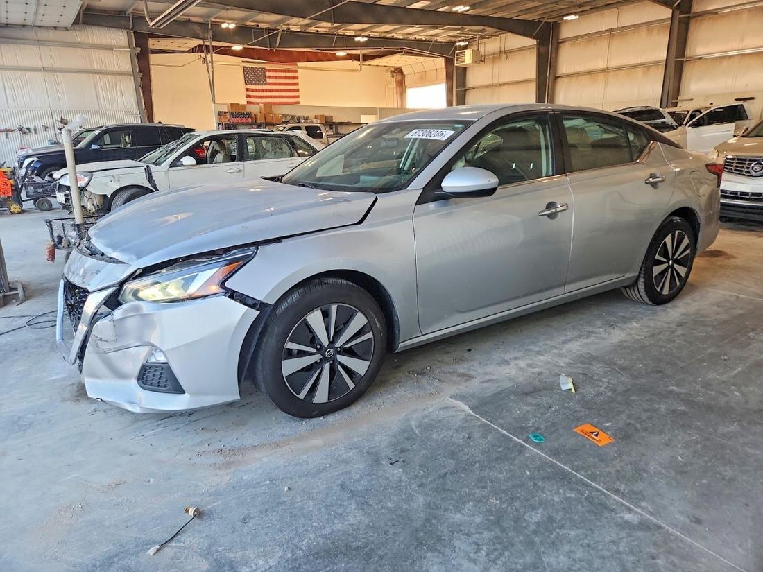 2022 NISSAN ALTIMA
