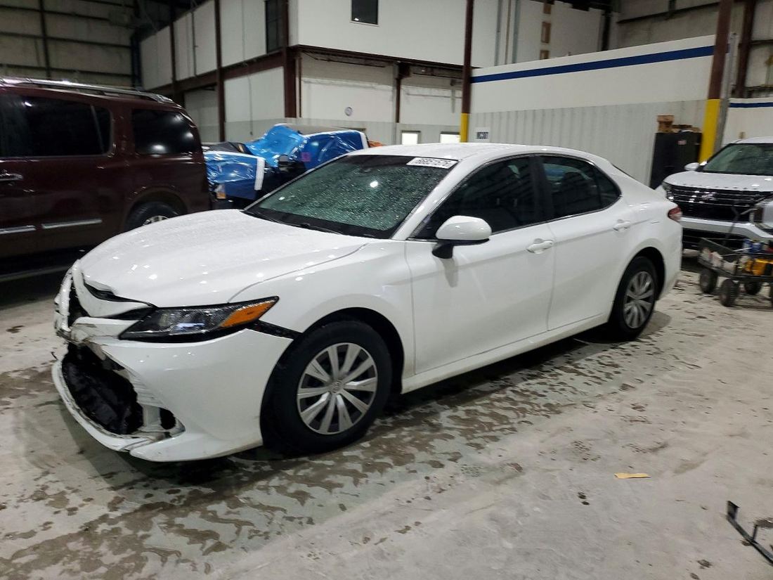 2018 TOYOTA CAMRY