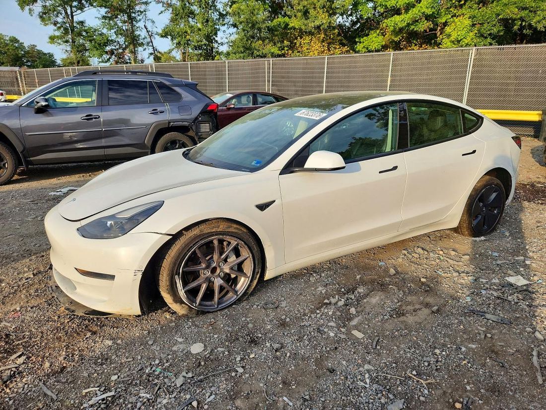 2021 TESLA MODEL 3