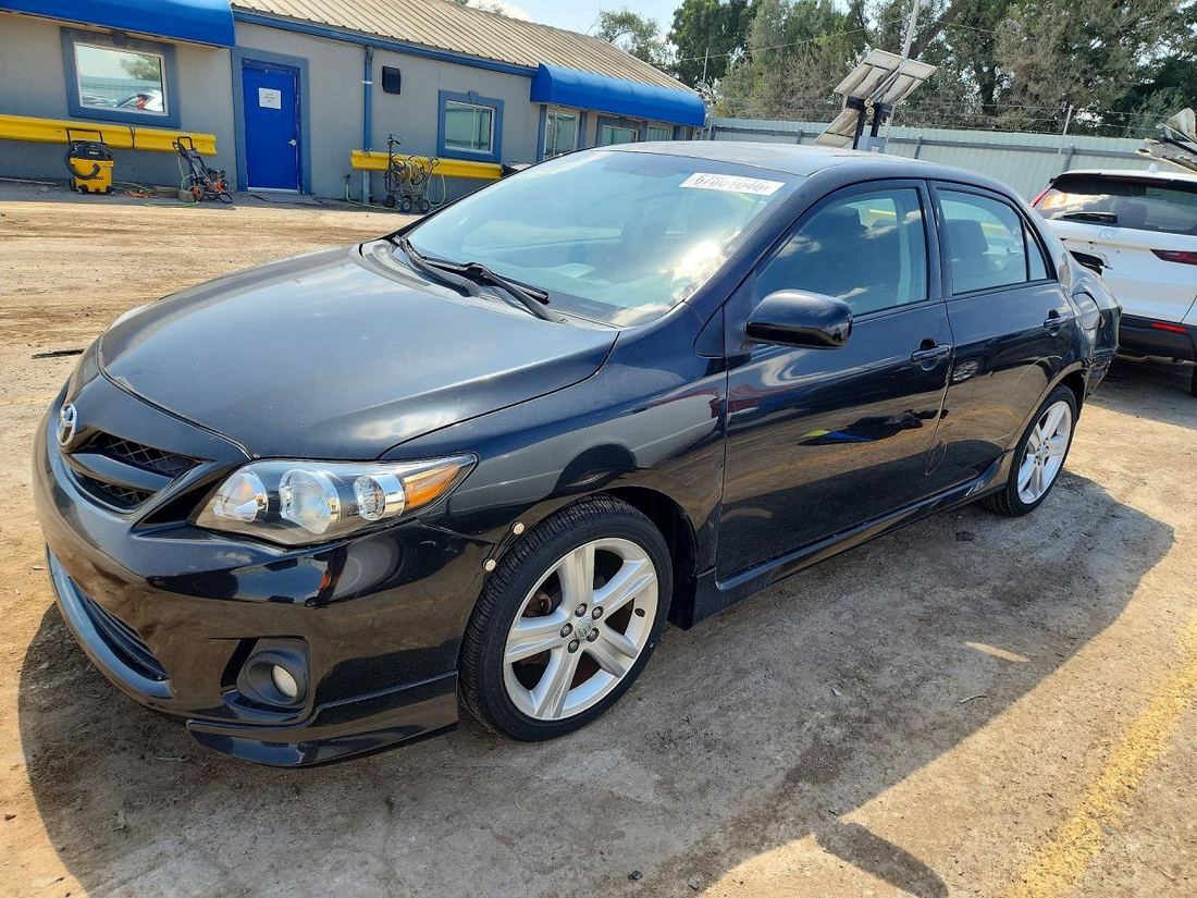 2013 TOYOTA COROLLA