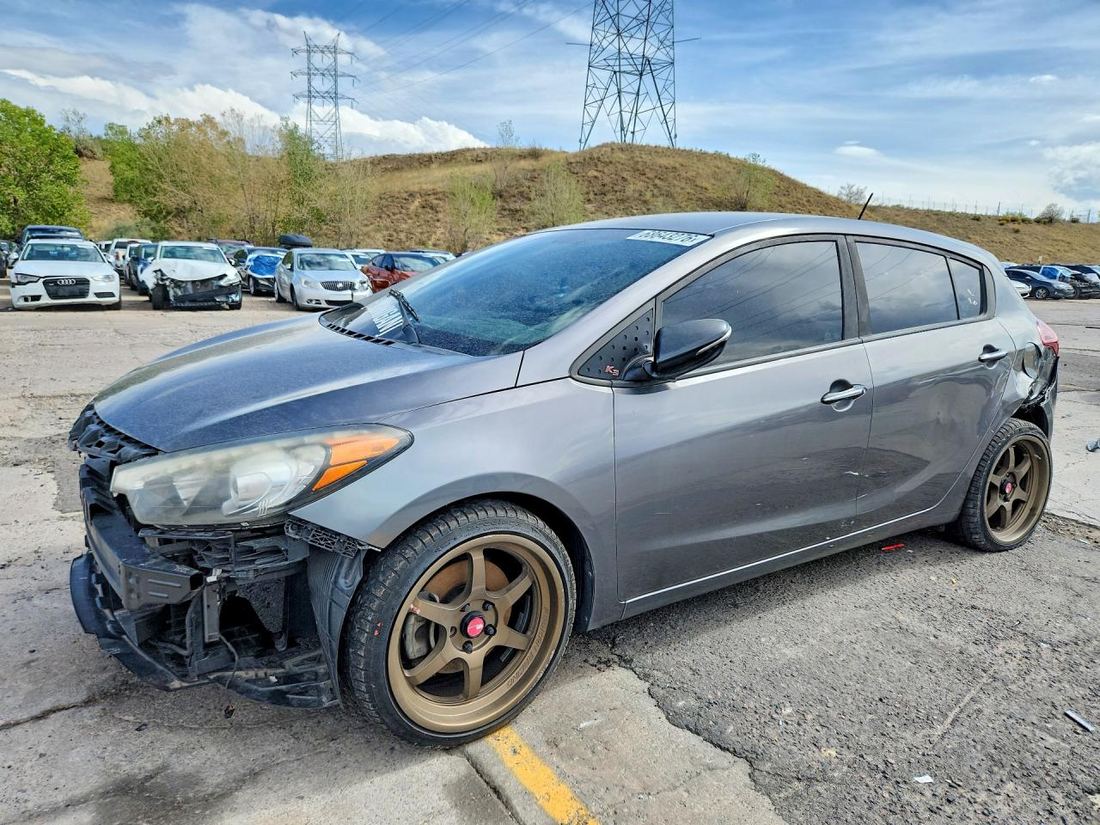 2016 KIA FORTE5