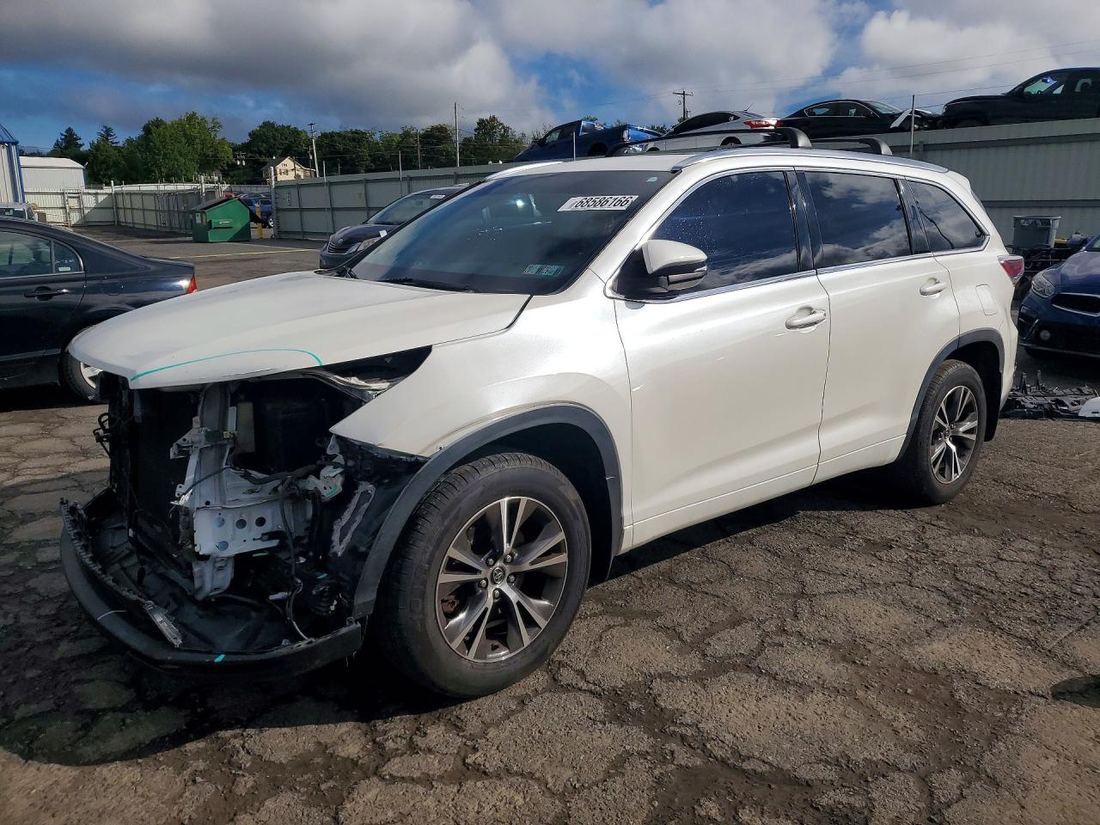 2016 TOYOTA HIGHLANDER
