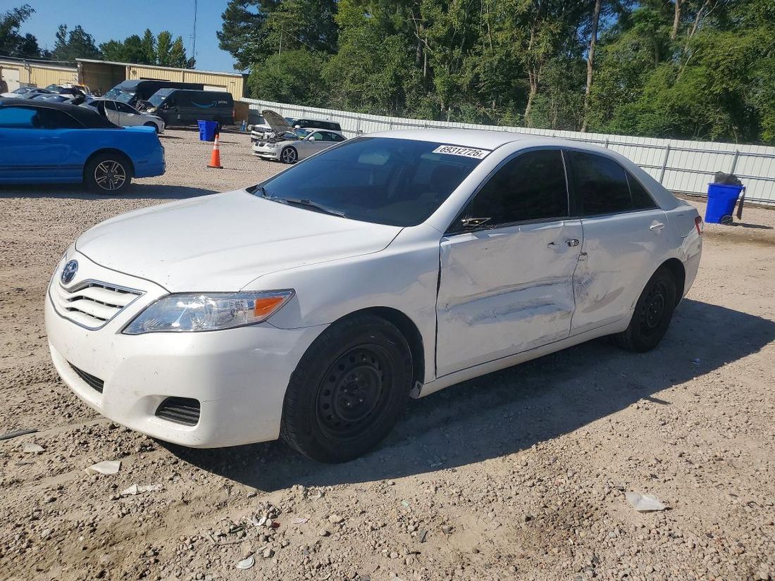 2011 TOYOTA CAMRY