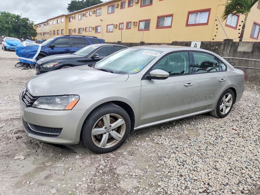 2012 VOLKSWAGEN PASSAT