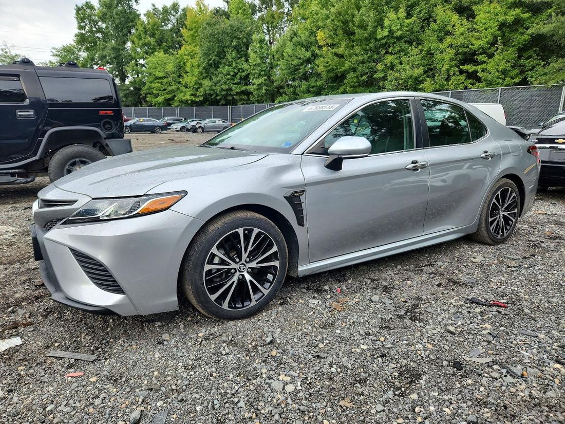 2018 TOYOTA CAMRY