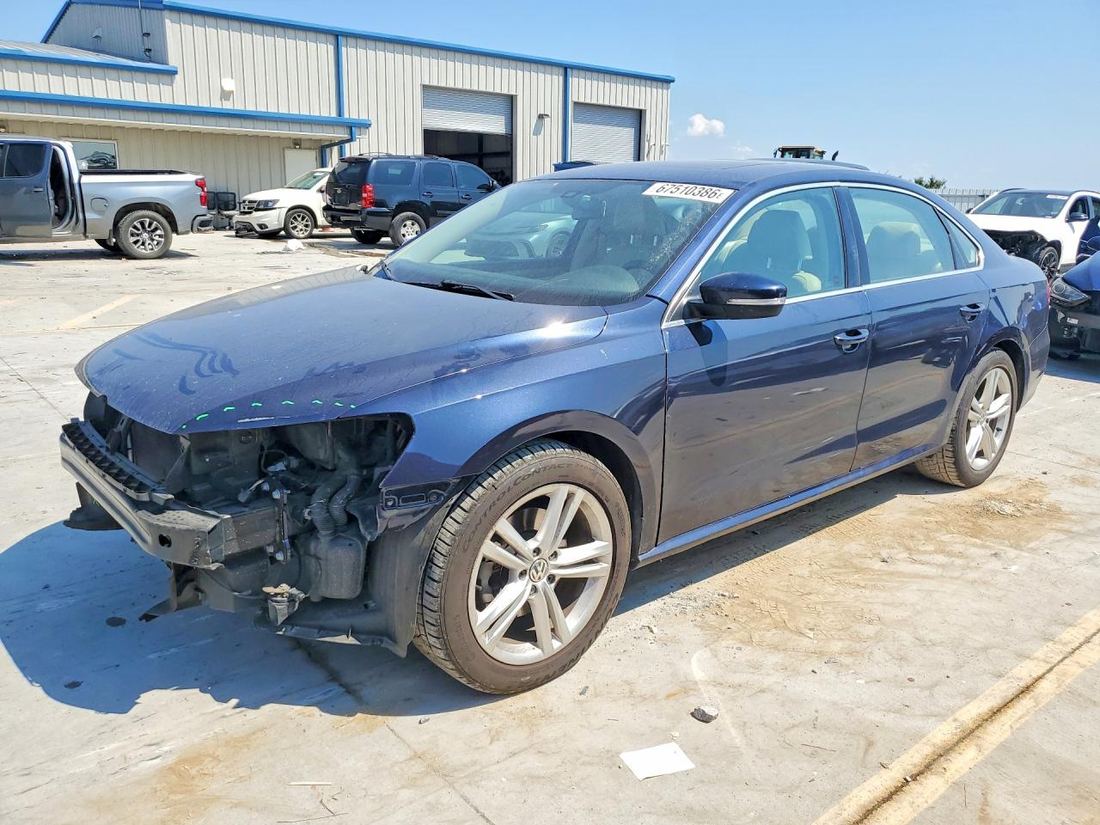 2015 VOLKSWAGEN PASSAT