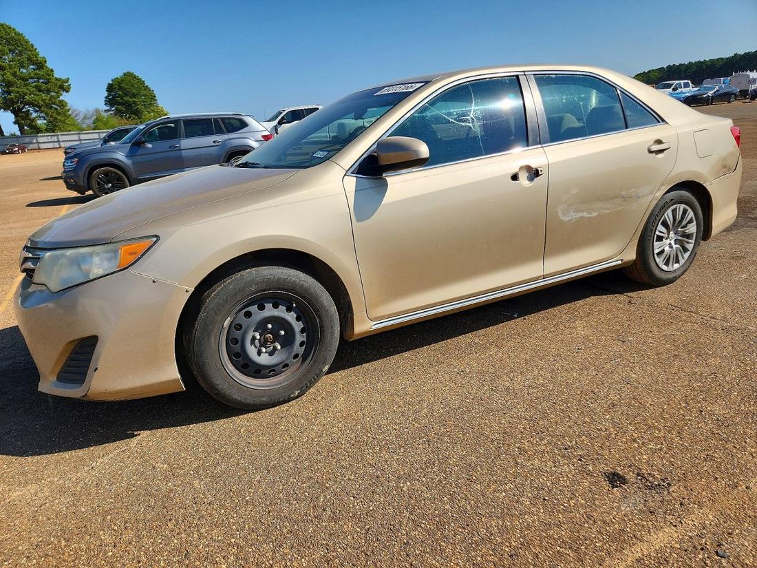 2012 TOYOTA CAMRY