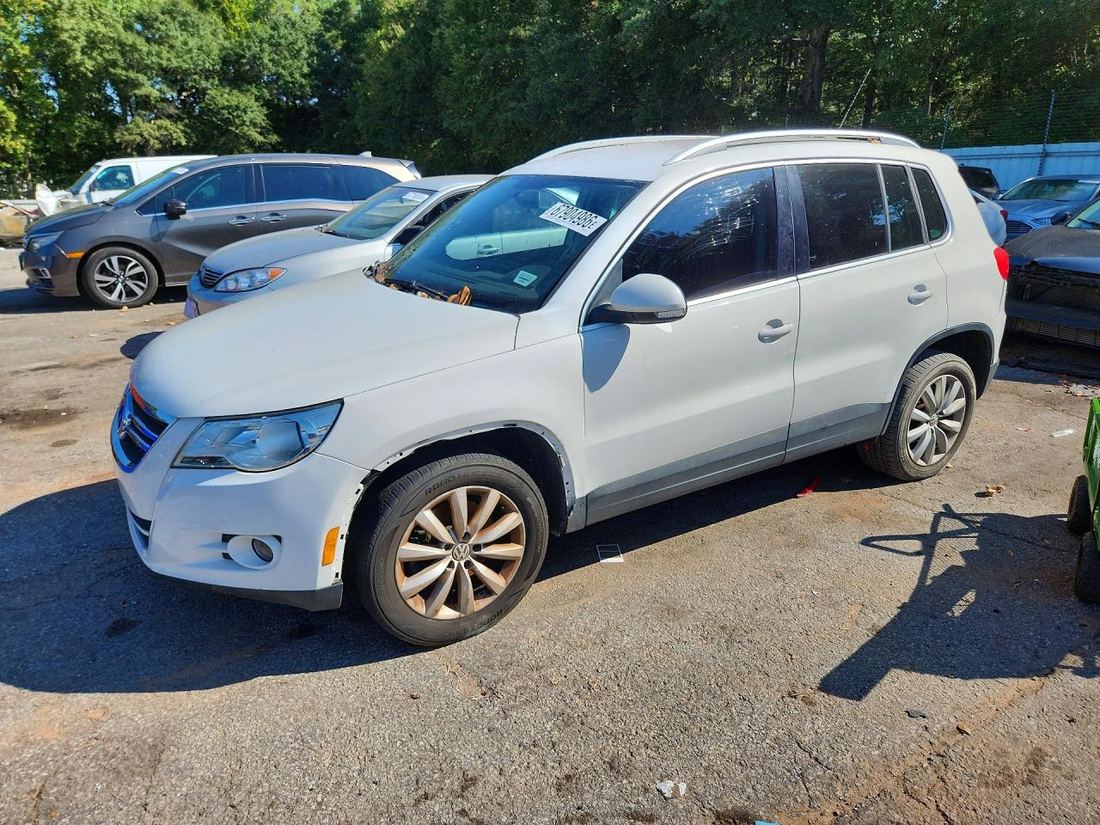 2011 VOLKSWAGEN TIGUAN