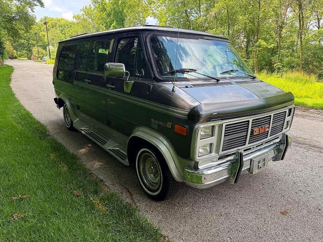 1988 GMC RALLY WAGON / VAN