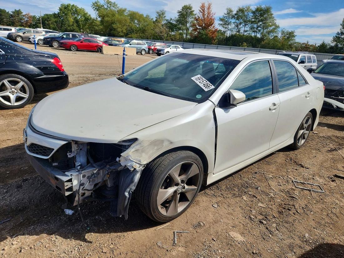 2012 TOYOTA CAMRY