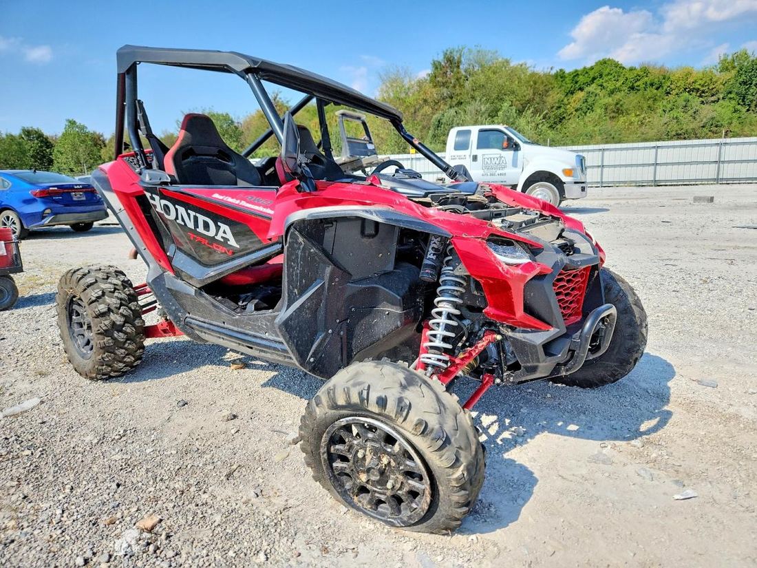 2022 HONDA SXS10S2R