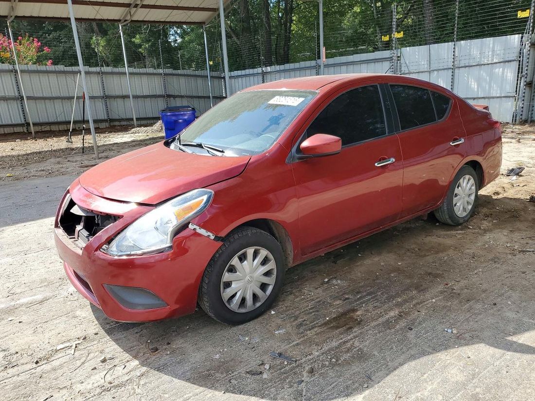 2017 NISSAN VERSA