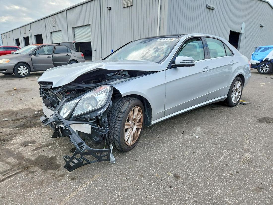 2013 MERCEDES-BENZ E