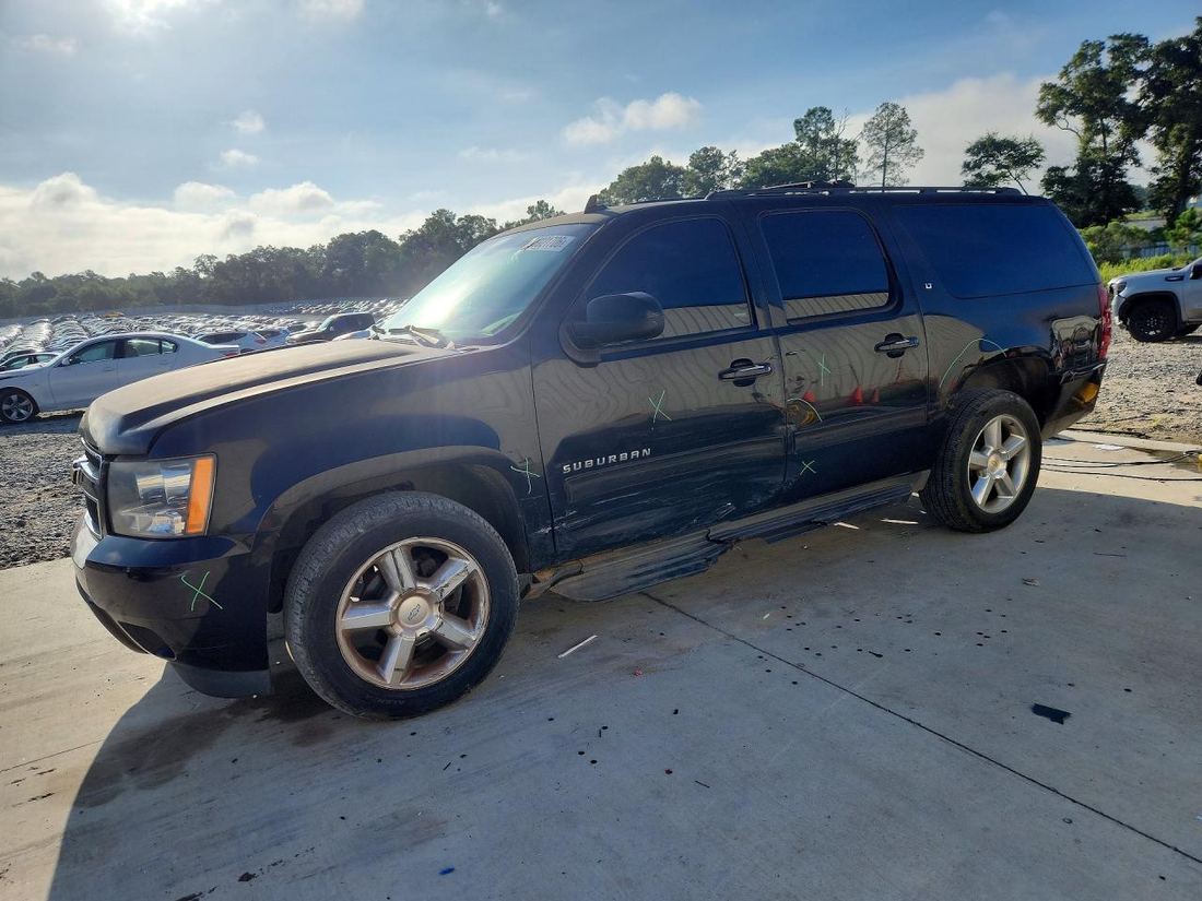 2013 CHEVROLET SUBURBAN