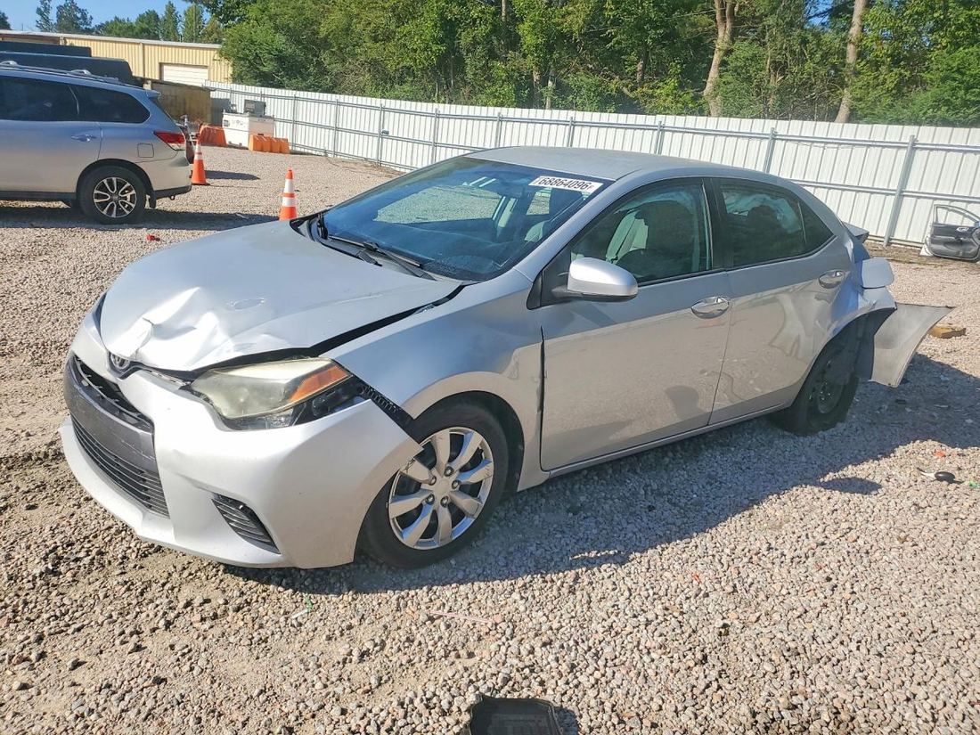 2015 TOYOTA COROLLA