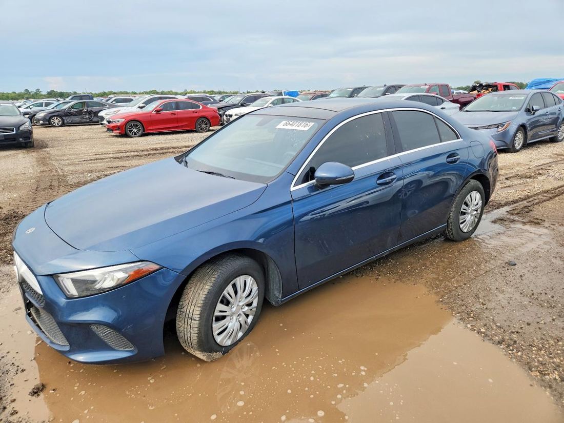 2019 MERCEDES-BENZ A