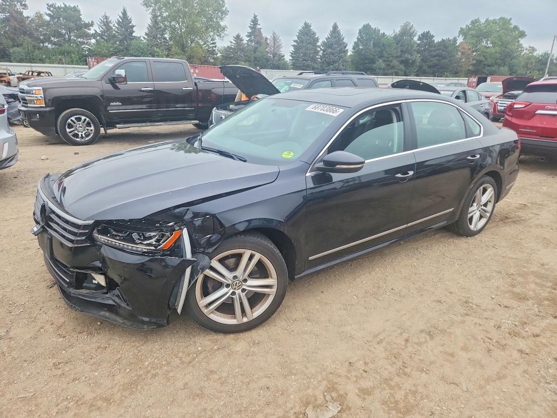 2017 VOLKSWAGEN PASSAT