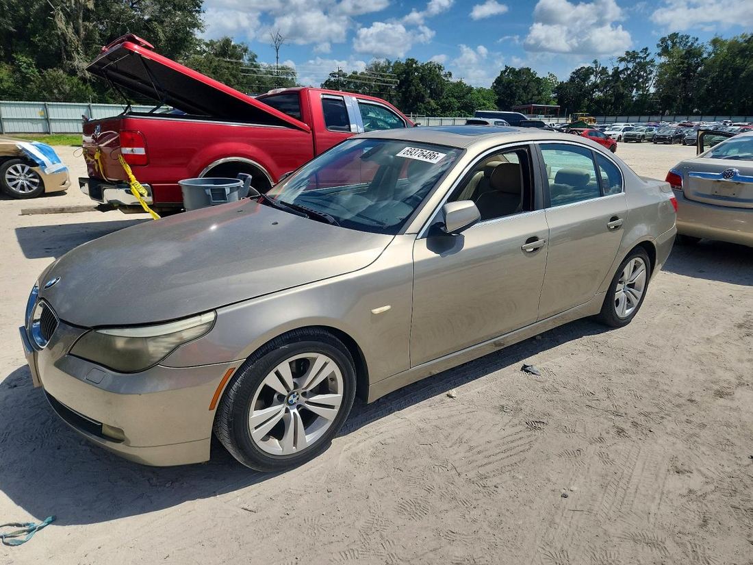 2010 BMW 528