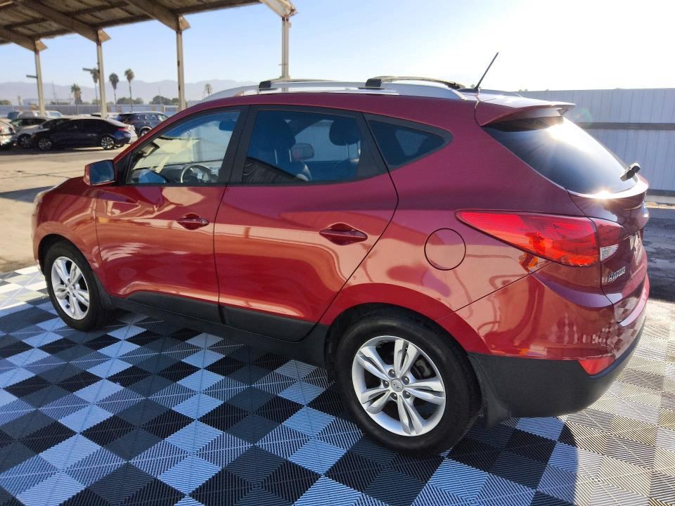 2011 HYUNDAI TUCSON