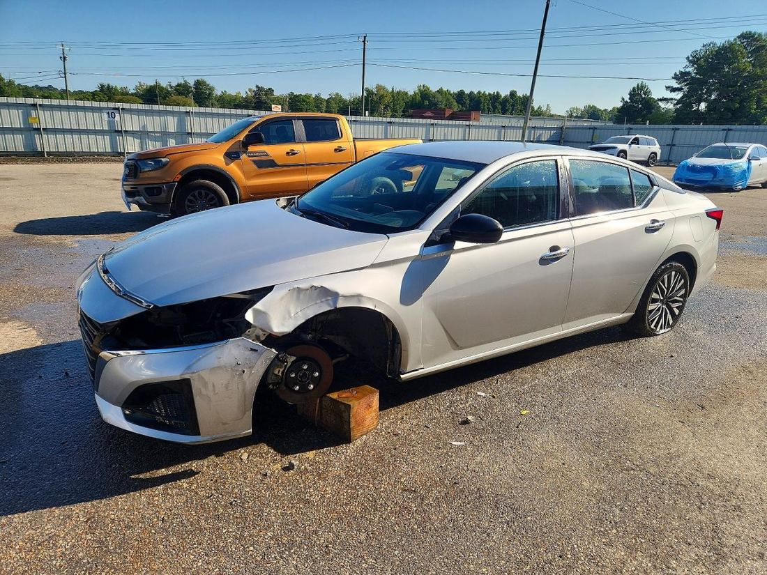 2024 NISSAN ALTIMA