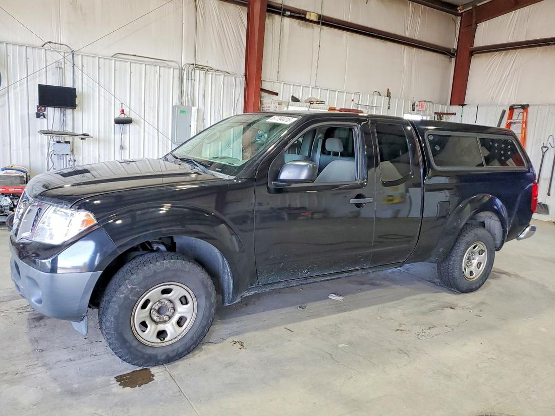2016 NISSAN FRONTIER