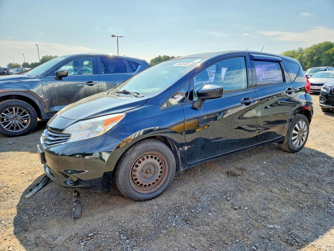 2016 NISSAN VERSA