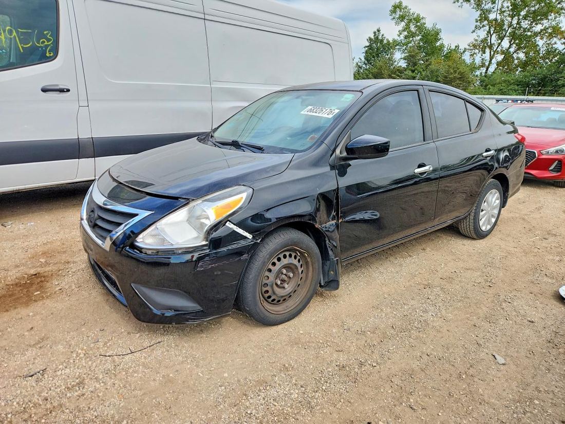 2016 NISSAN VERSA