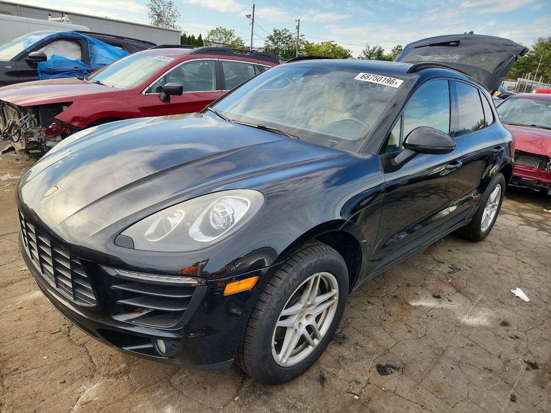 2017 PORSCHE MACAN
