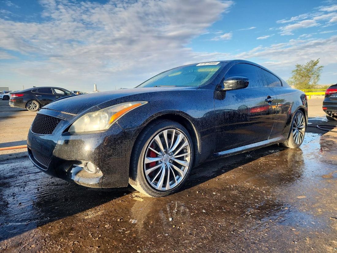 2011 INFINITI G37 COUPE