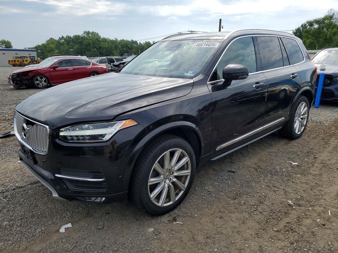 2016 VOLVO XC90