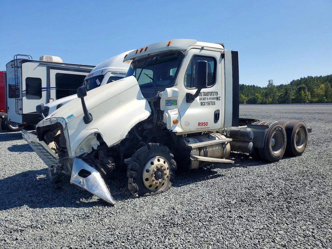 2015 FREIGHTLINER CASCADIA 125