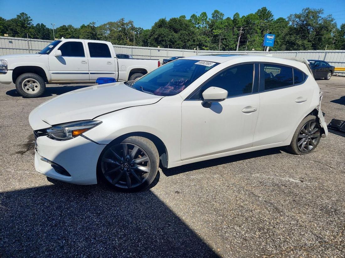 2018 MAZDA 3