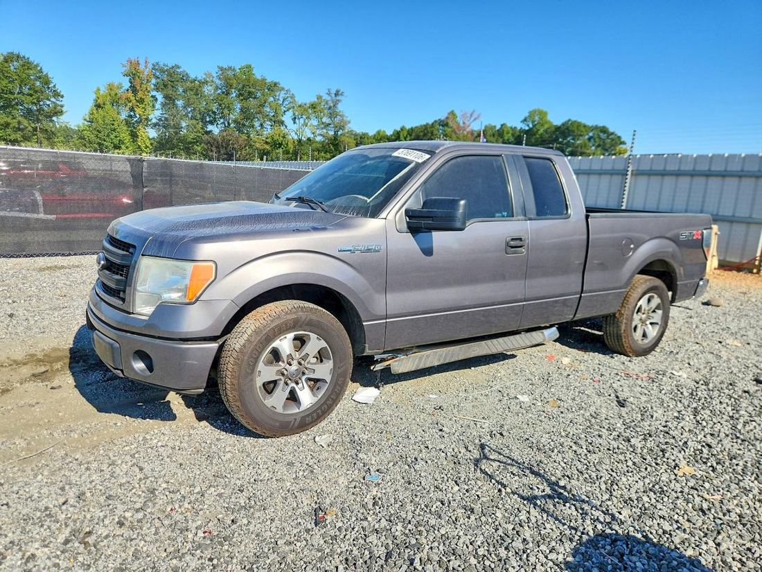 2013 FORD F150