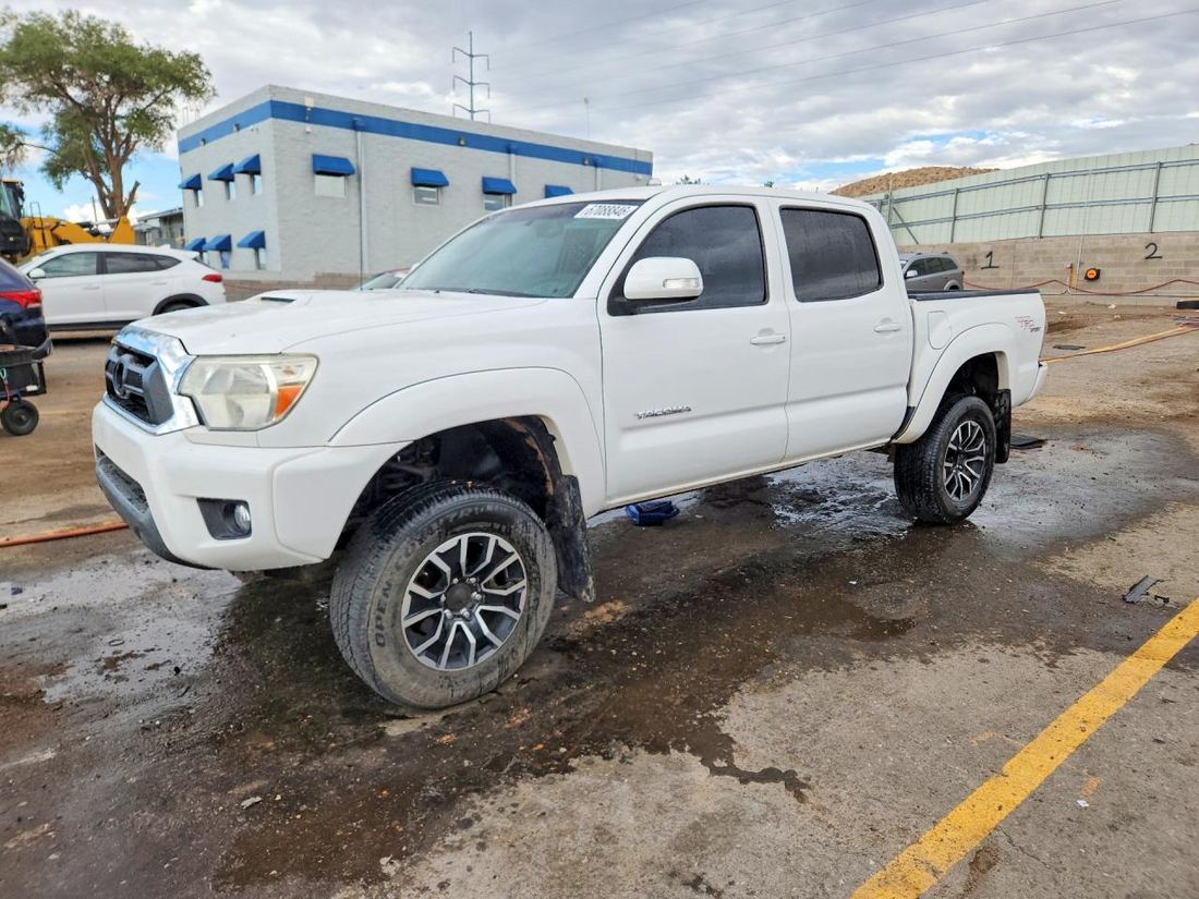 2013 TOYOTA TACOMA