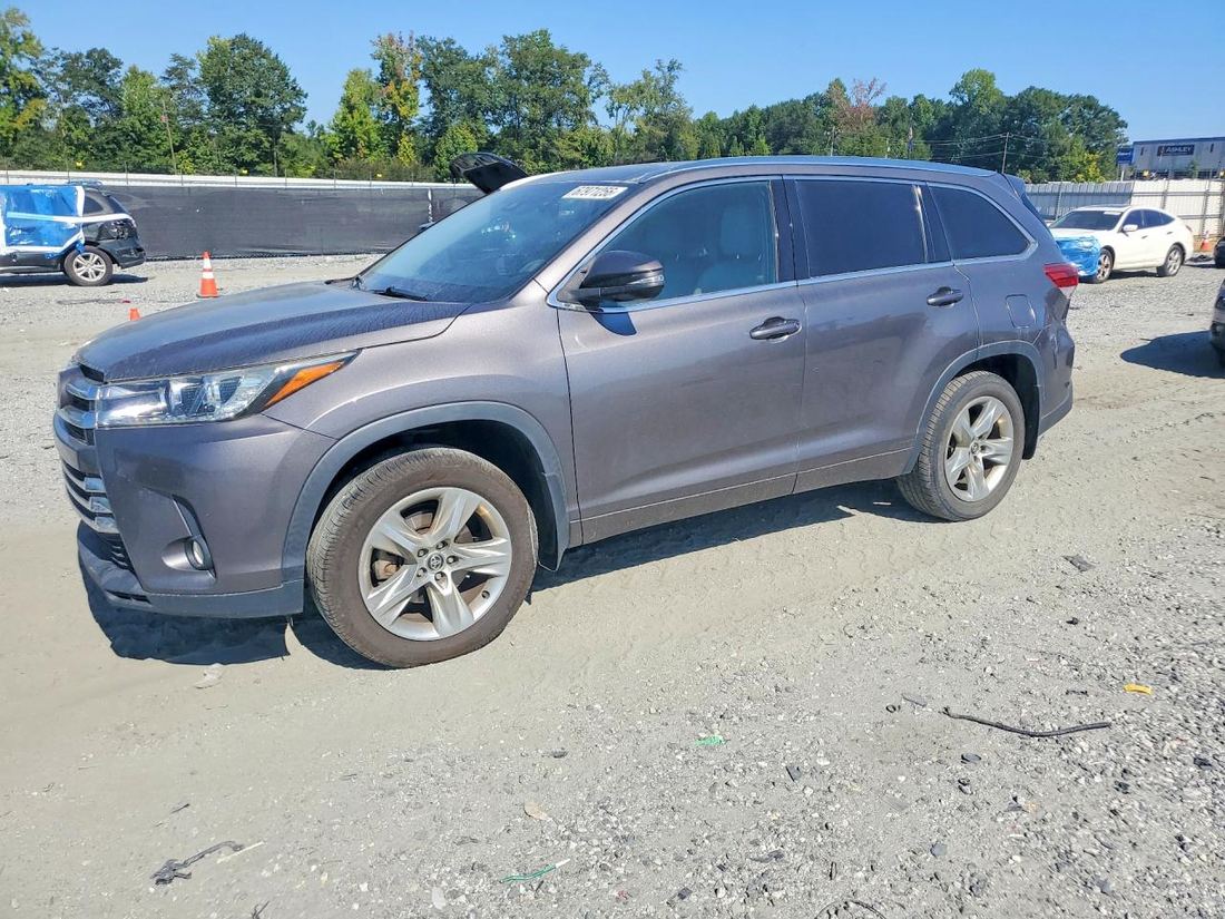 2018 TOYOTA HIGHLANDER