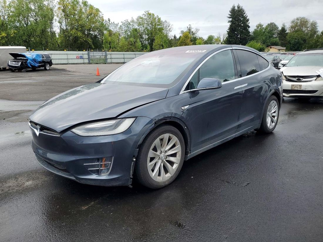 2016 TESLA MODEL X