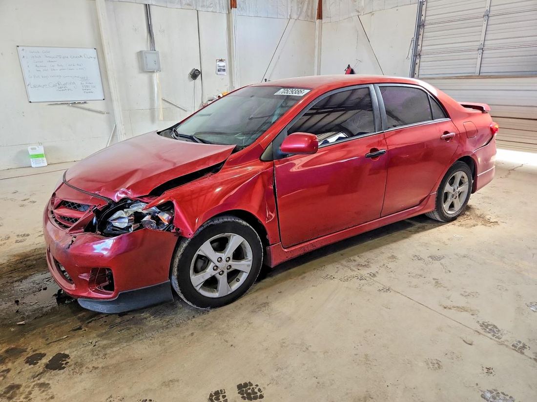 2013 TOYOTA COROLLA