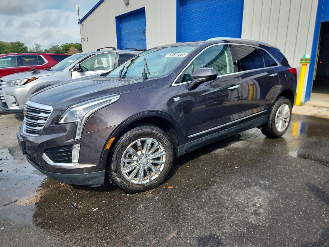 2017 CADILLAC XT5