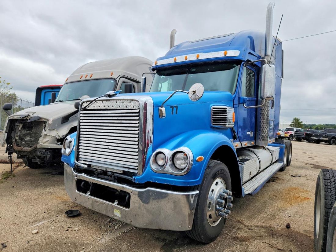 2016 FREIGHTLINER CONVENTIONAL