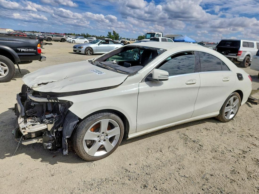 2015 MERCEDES-BENZ CLA