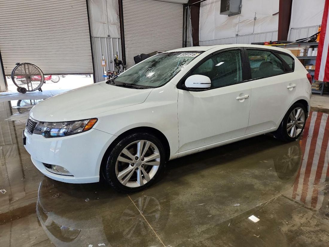 2013 KIA FORTE5
