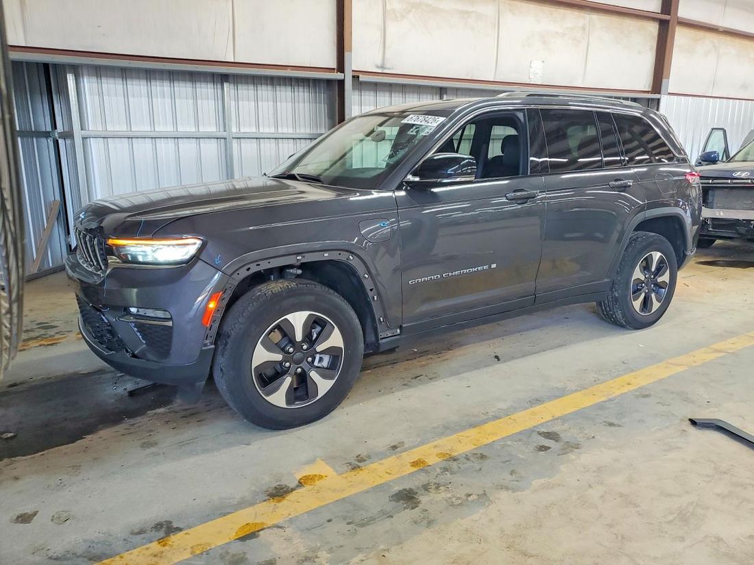 2024 JEEP GRAND CHEROKEE