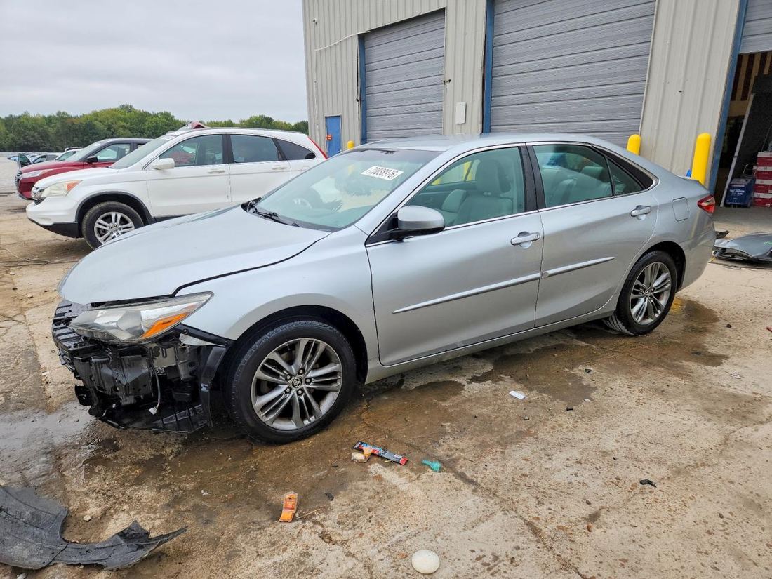 2015 TOYOTA CAMRY