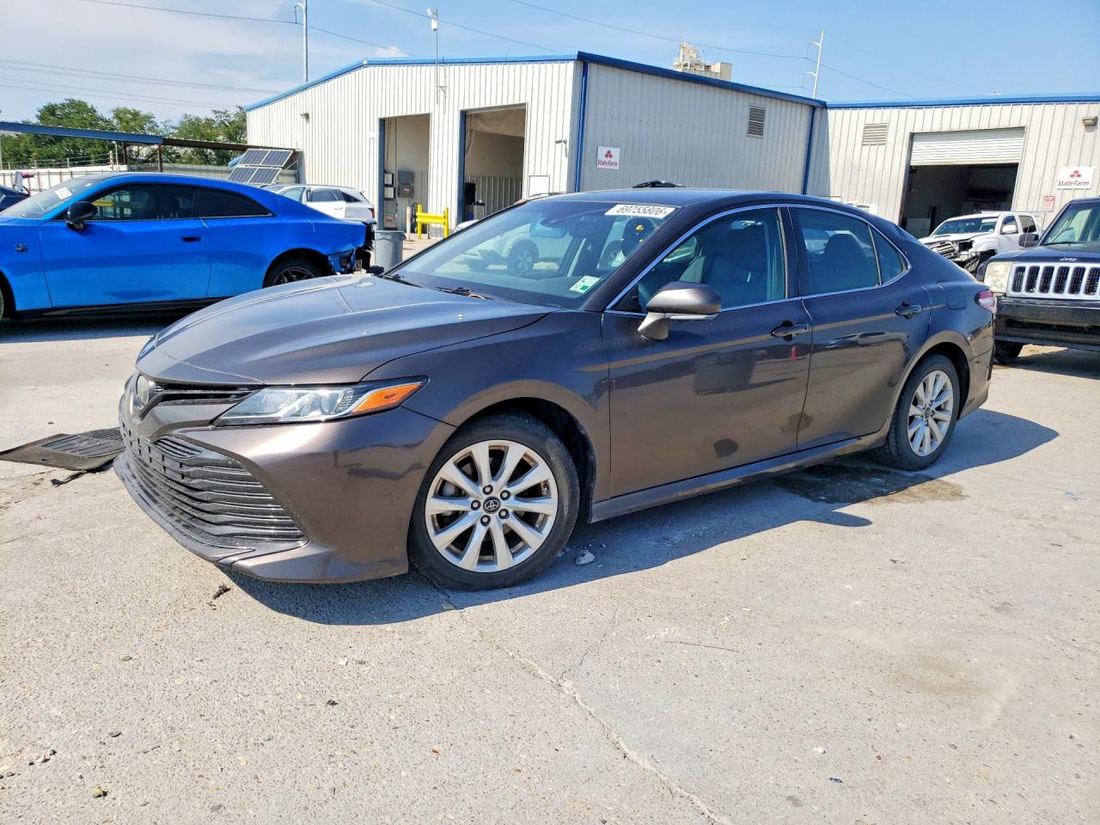 2018 TOYOTA CAMRY