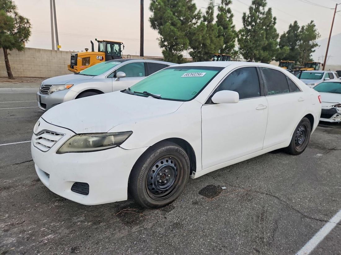 2010 TOYOTA CAMRY
