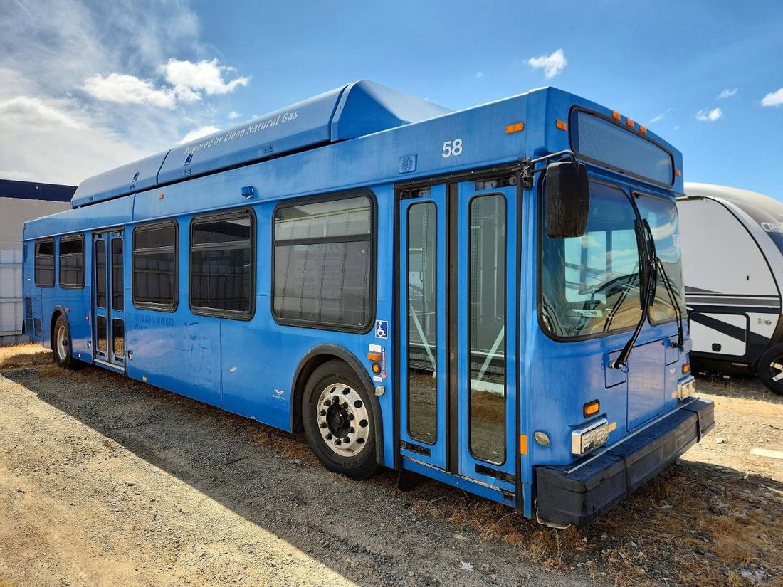 2010 NEW FLYER LOW FLOOR