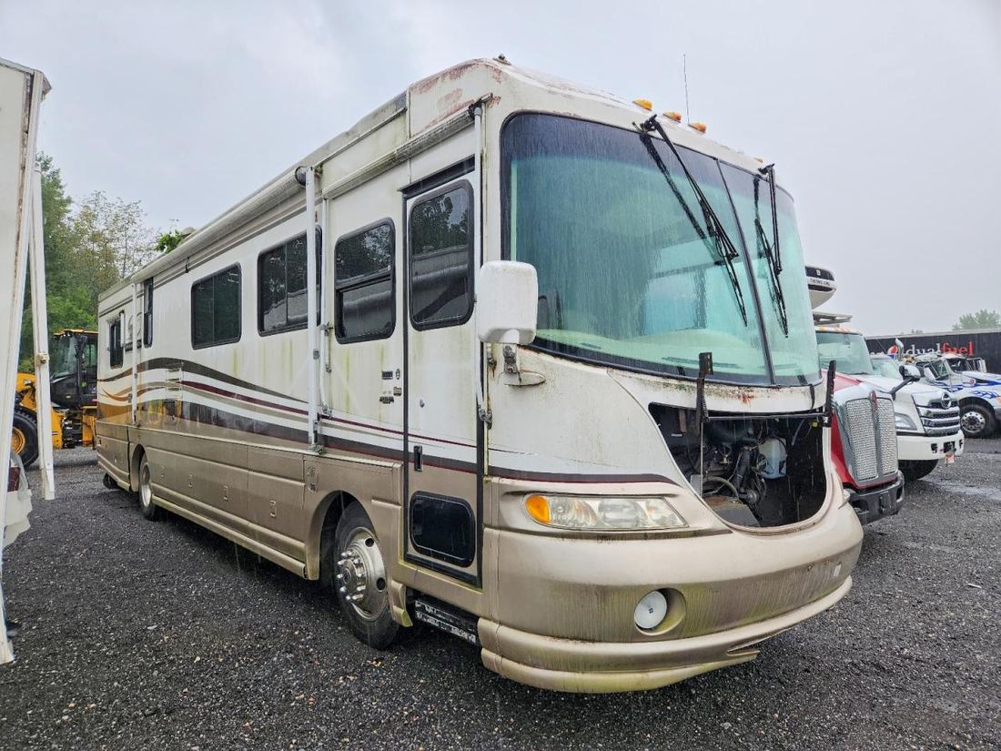 2000 COACHMAN RECREATIONAL VEHICLE (RV)