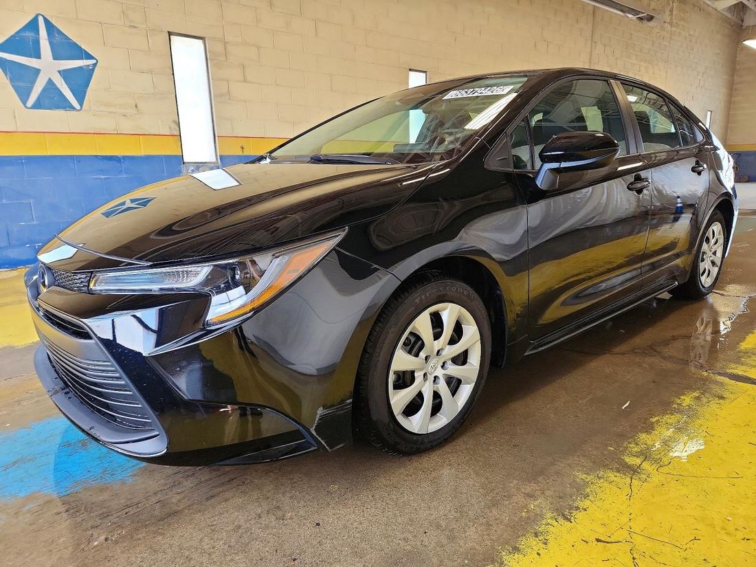 2026 TOYOTA COROLLA