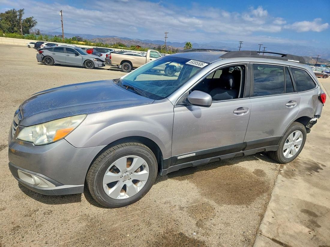 2011 SUBARU OUTBACK