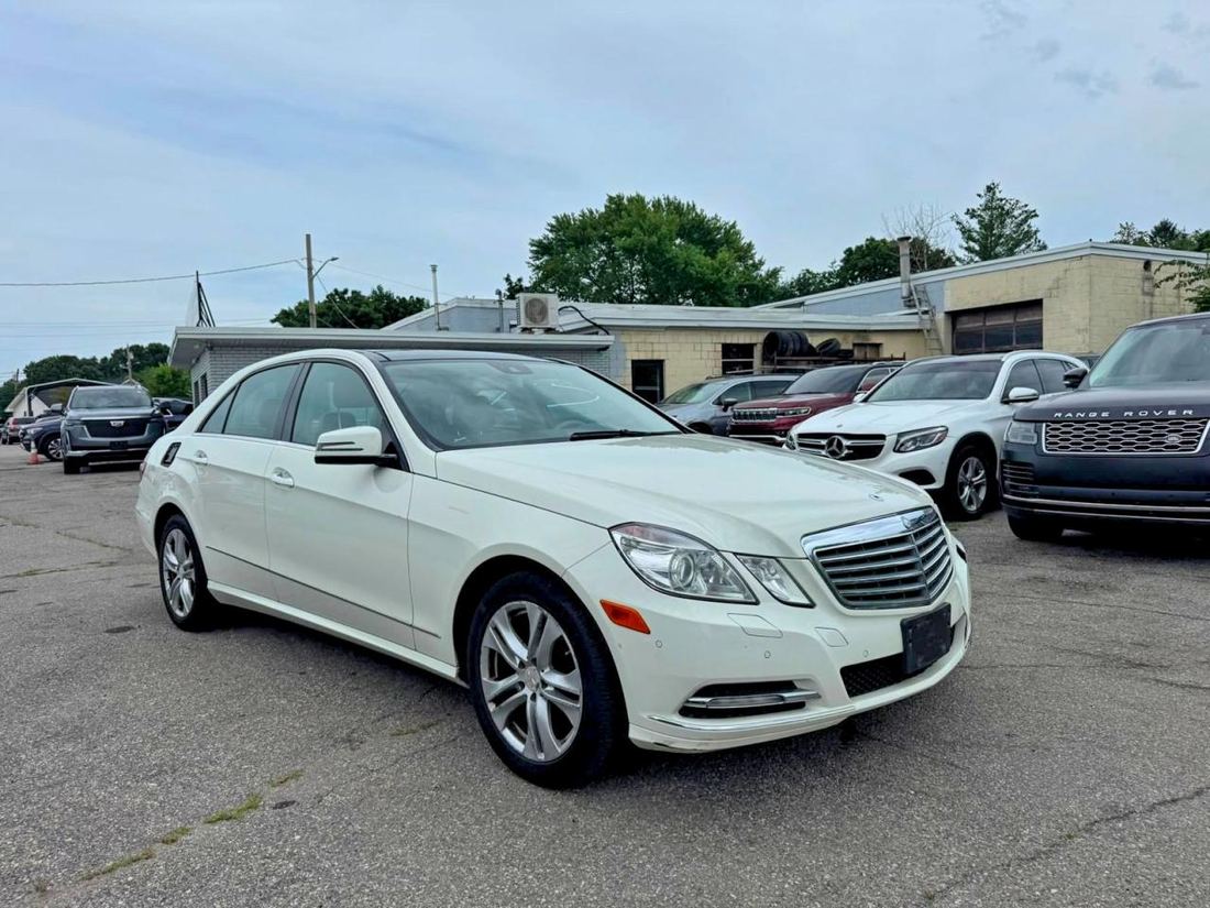 2011 MERCEDES-BENZ E